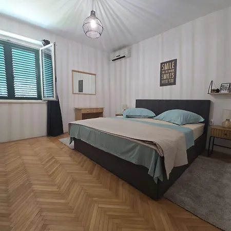 Klarisa Urban Oasis * Makarska