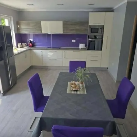 Apartment Klarisa Urban Oasis Makarska