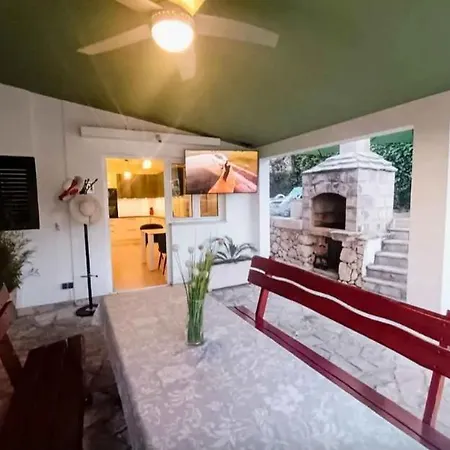 Klarisa Urban Oasis * Makarska