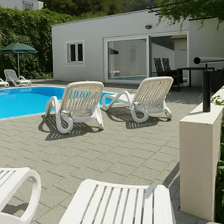 Klarisa Urban Oasis Apartmán