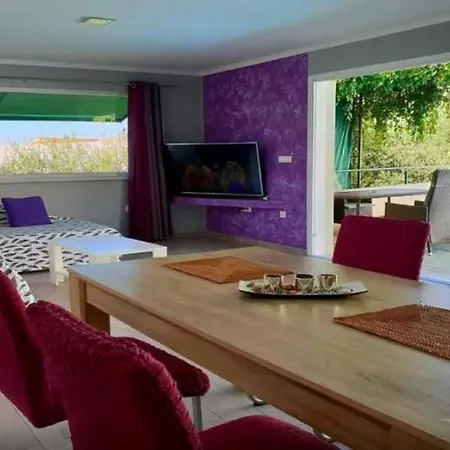 Klarisa Urban Oasis Apartmán