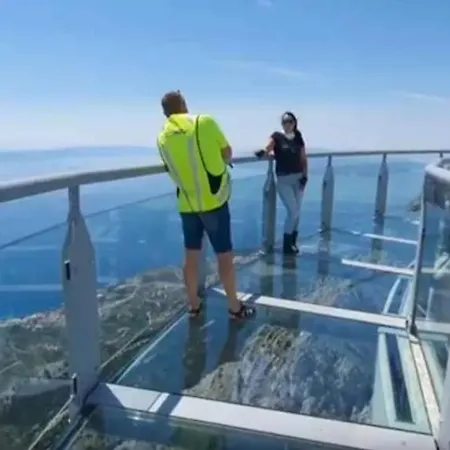 Klarisa Urban Oasis *