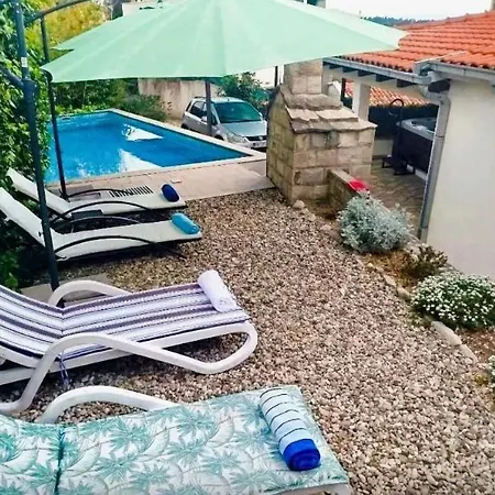 Apartmán Klarisa Urban Oasis